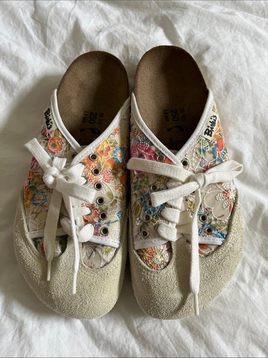 Birkenstock Shoes - Birkenstocks Birki’s women’s size 39 US 8 floral slip on lace sequin embroidery